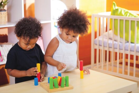 cose_per_dire_5125_Geometric Peg Board_LF 1